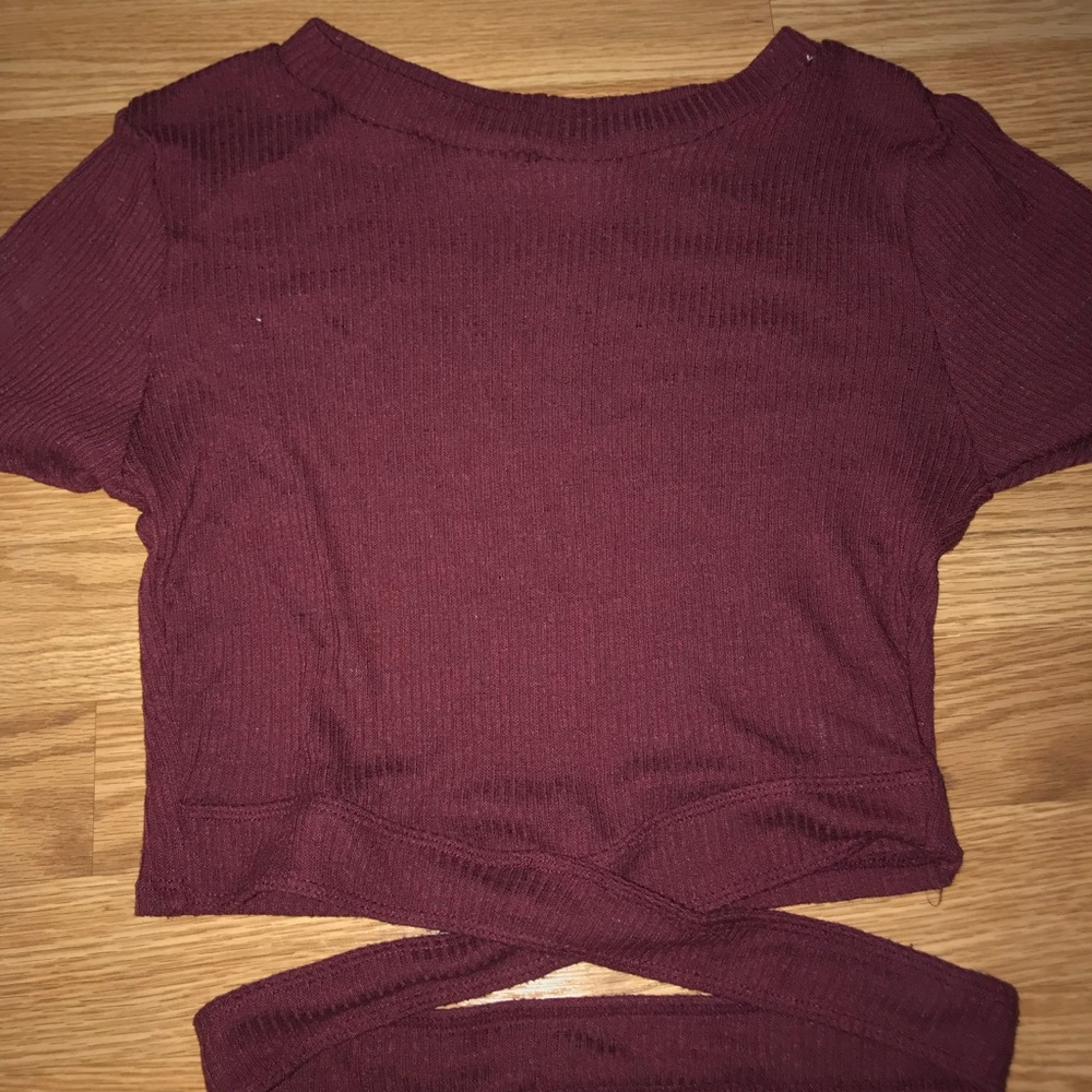 Maroon crop top with a cross cross bottom